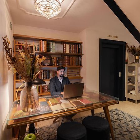 Almaria - Ex Libris Apartments | Chiado Lisboa Εξωτερικό φωτογραφία