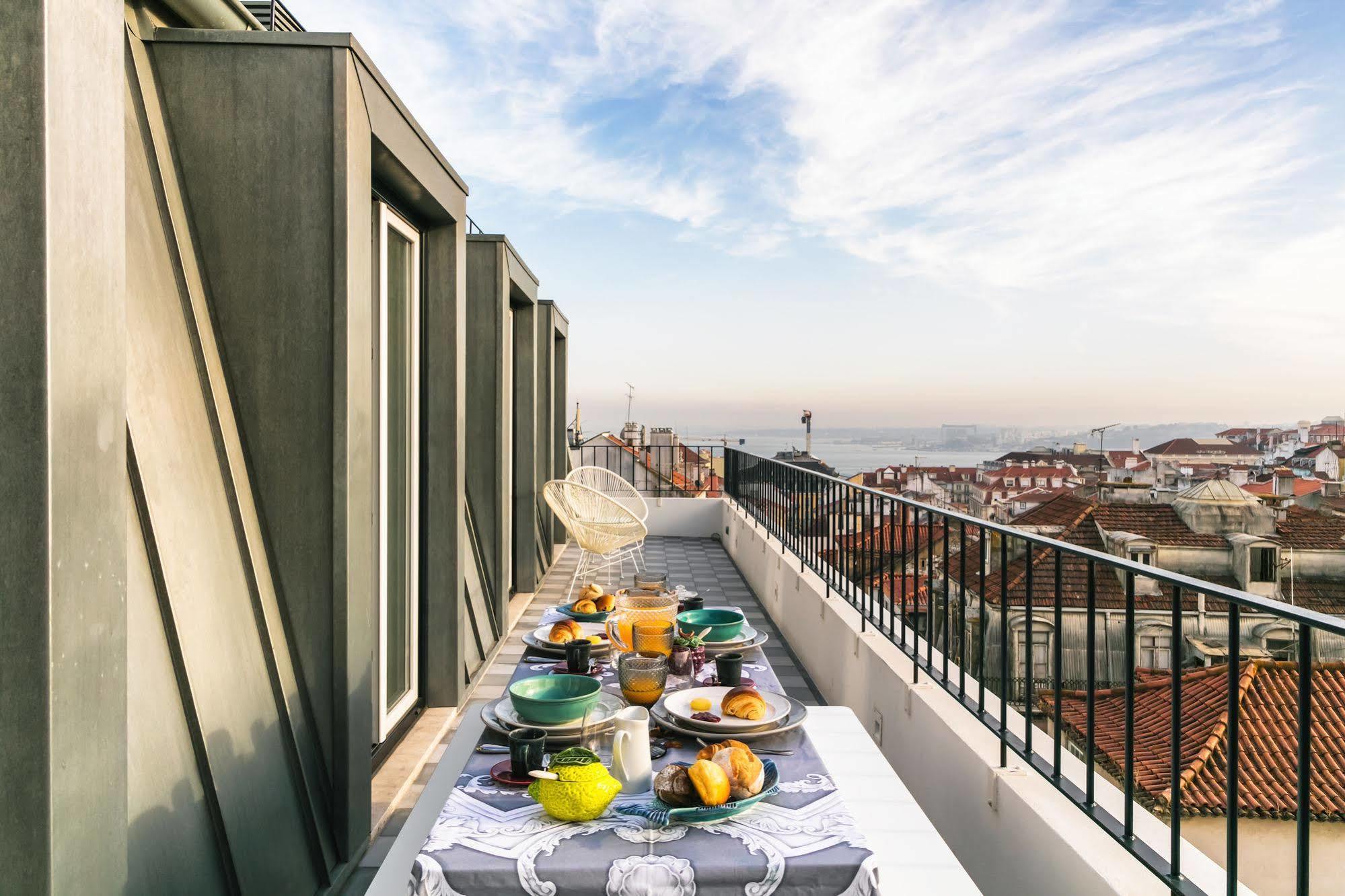 Almaria - Ex Libris Apartments | Chiado Lisboa Εξωτερικό φωτογραφία